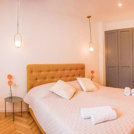 Luksuzni Apartman Ribica U Samom Centru Grada 스플리트 외부 사진
