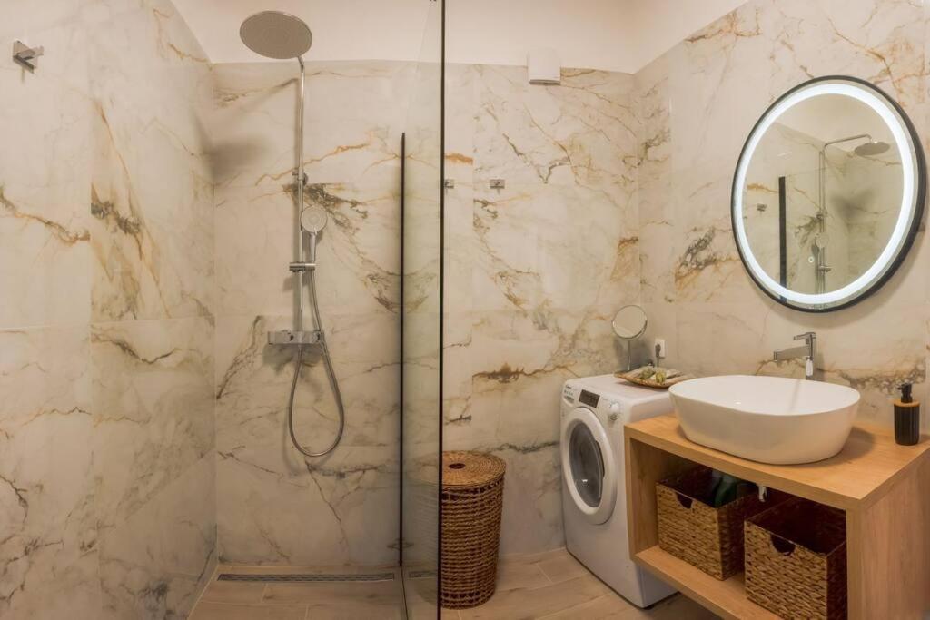 Luksuzni Apartman Ribica U Samom Centru Grada 스플리트 외부 사진
