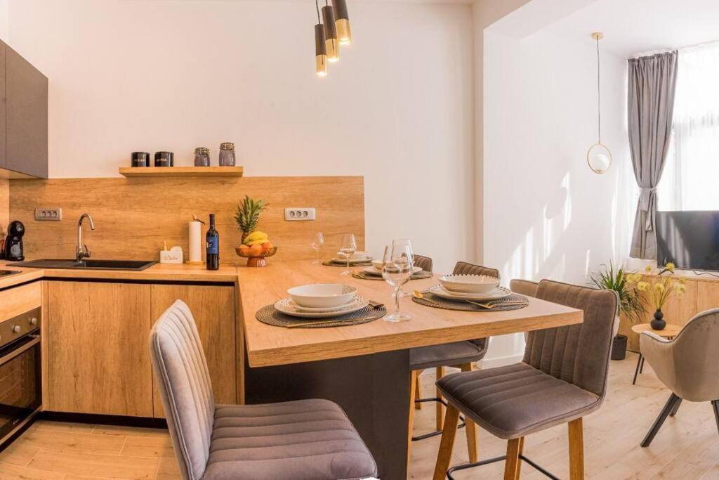 Luksuzni Apartman Ribica U Samom Centru Grada 스플리트 외부 사진